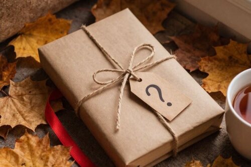 Blind date mit einem Buch zum Tag der Bibliotheken Blind date mit einem Buch zum Tag der Bibliotheken